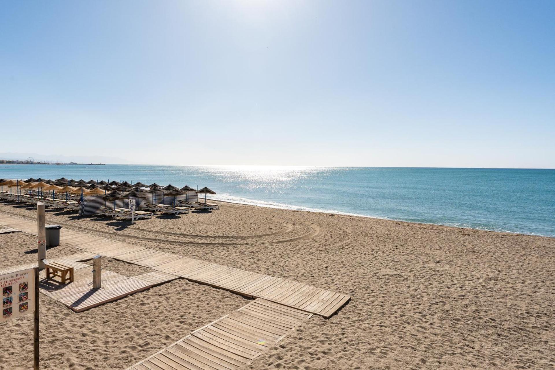 Malagasuite New Aloha Playa Benalmádena Esterno foto